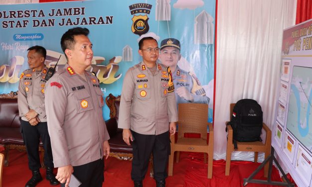 Pastikan Kesiapan Personil di Pospam dan Posyan, Kapolresta Jambi Tinjau Pelaksanaan Ops Ketupat Siginjai 2025