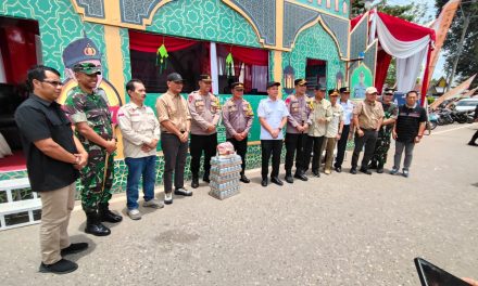 Dandim 0420/Sarko dan Forkopimda Kabupaten Sarolangun ke Pos PAM Lebaran di wilayah Sarolangun