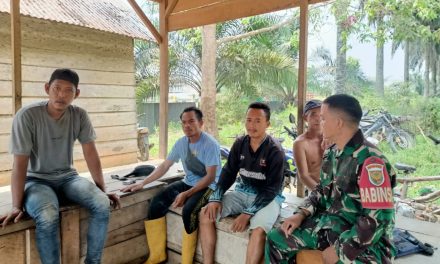 Komsos di Desa Air Batu, Jalin Silaturahmi dengan Warga