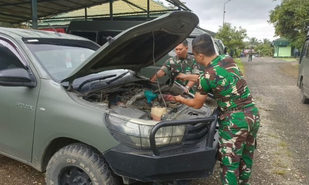 Personel Denpal II Jambi Laksanakan Pemeliharaan Kendaraan Dinas dan Penggantian Pelumas di Kodim 0420/Sarko