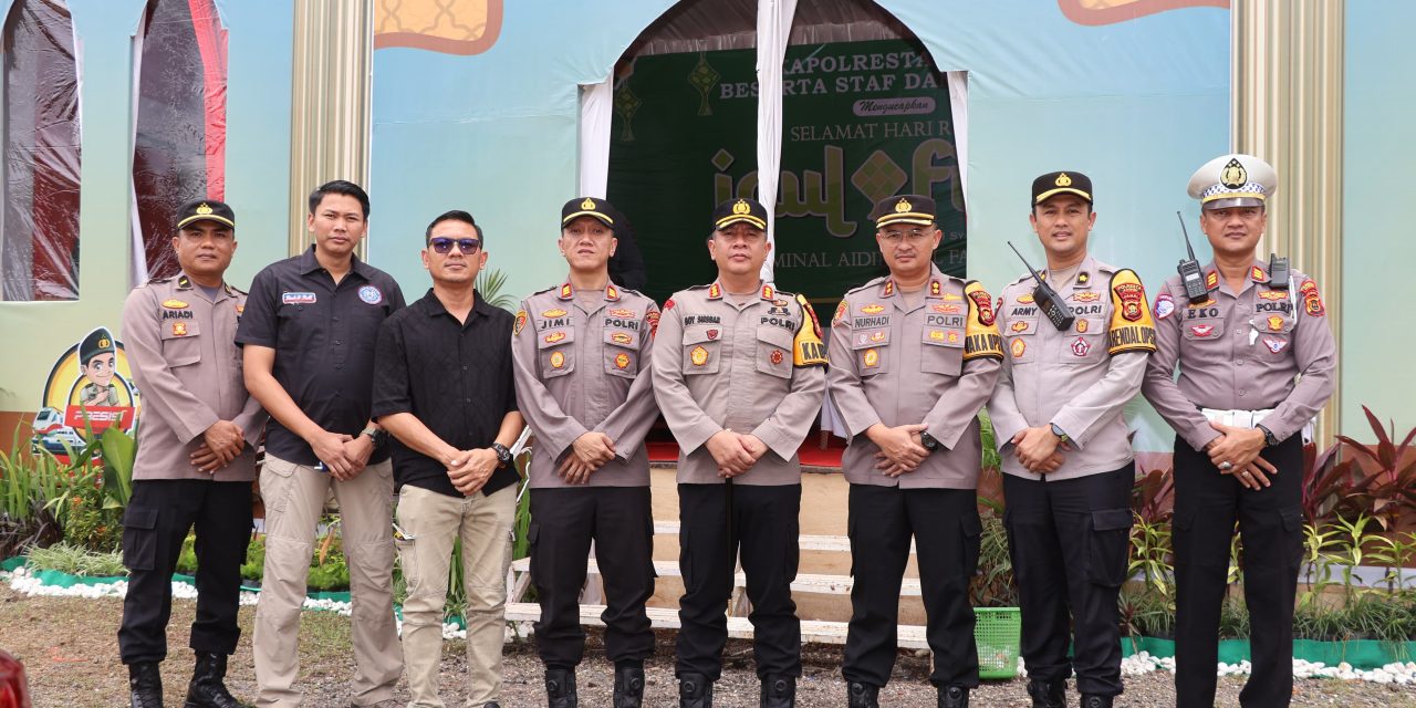 Pastikan Kesiapan Personil Dalam Pengamanan Arus Balik Idul Fitri 1446 H, Kapolresta Jambi; Kami Berkomitmen Memberikan Pelayanan Terbaik Bagi Masyarakat