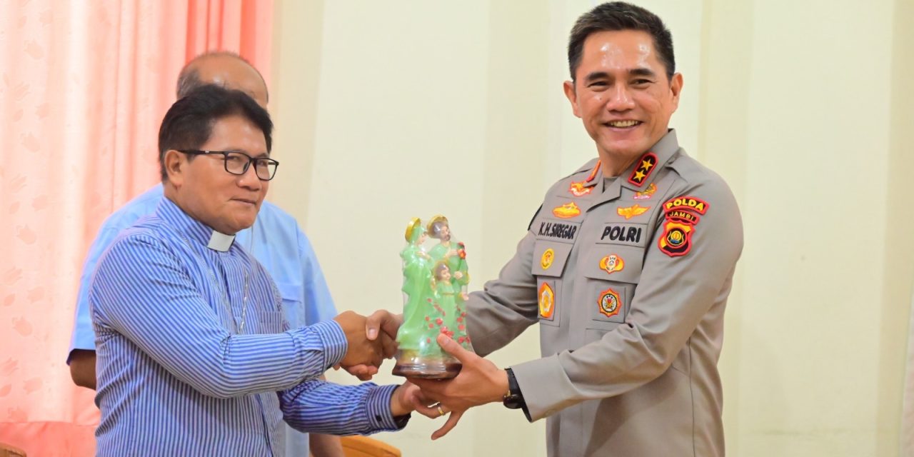 Kapolda Jambi Jalin Silaturahmi dengan Tokoh Katolik: Ajak Bersinergi Jaga Kamtibmas