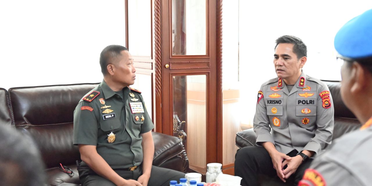 Danrem 042/Gapu Terima Kunjungan Kapolda Jambi, Perkuat Sinergi TNI-Polri di Wilayah
