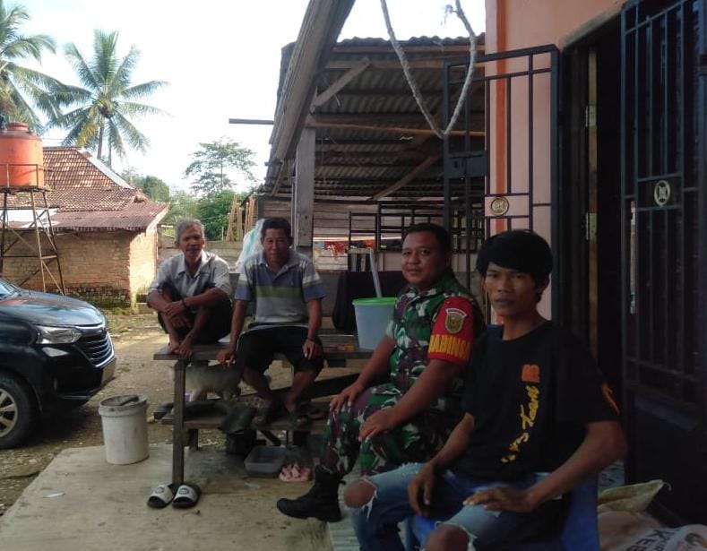 Jalin Hubungan kerja yang Baik Dengan masyarakat desa Binaan