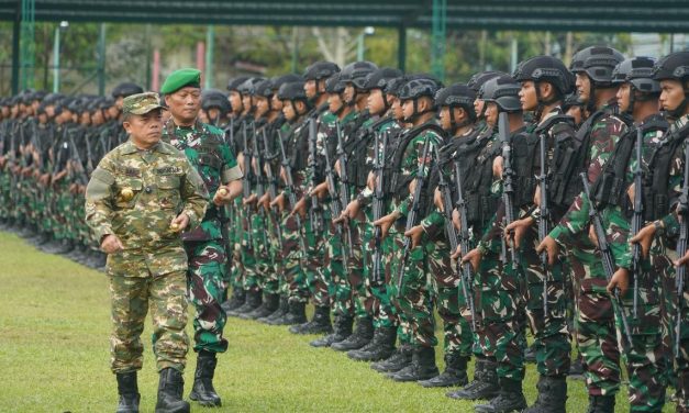 Pelepasan Satgas Pamtas RI–PNG YONIF 142/Satria Jaya Tahun 2025 Gubernur Jambi : Tugas ini adalah panggilan Mulia untuk menjaga Keutuhan NKRI