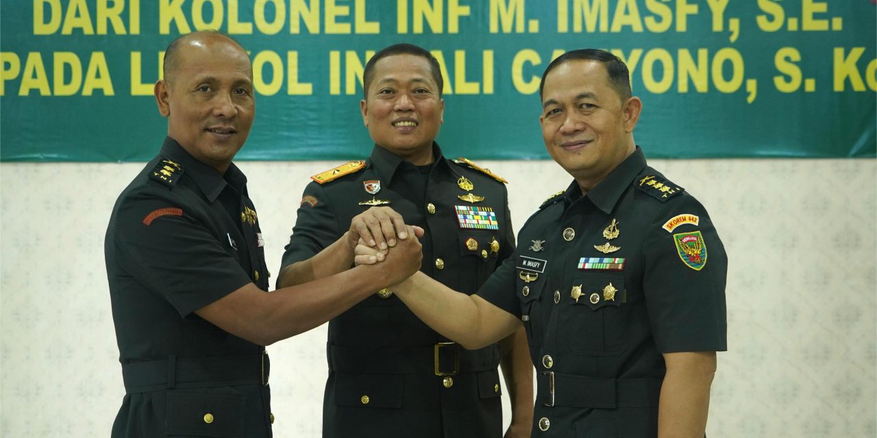 Berlangsung khidmat, Danrem 042/Gapu pimpin Acara Sertijab Kasi Intel Kasrem 042/Gapu