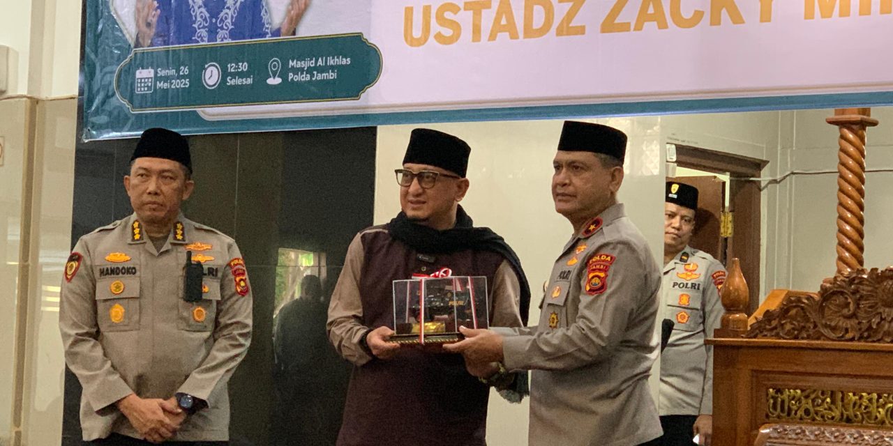 Wakapolda Jambi Sambut Safari Dakwah Ust Zacky Mirza di Masjid Al Ikhlas