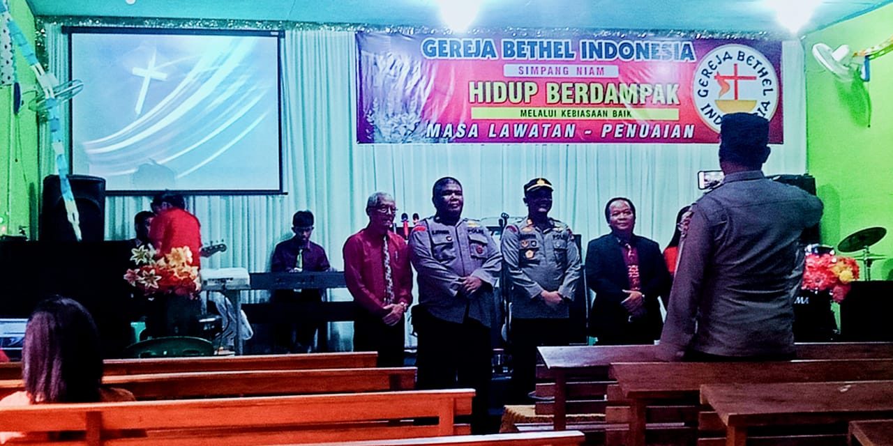 Polsek Kec Tengah Ilir Cek Keamanan Ibadah Raya Gereja GBI Simpang NIAM
