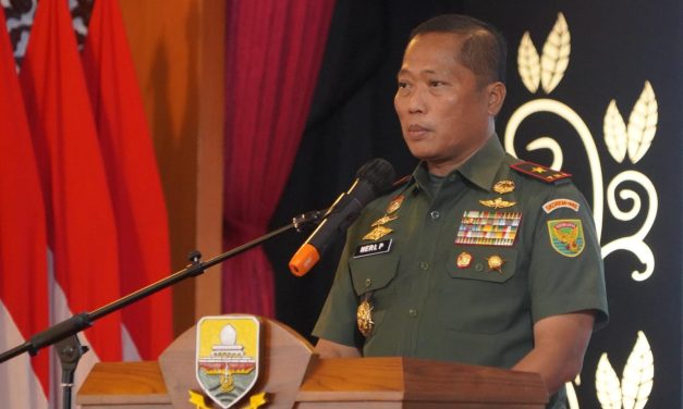 Danrem 042/Gapu Hadiri Pelantikan Ketua dan Pengurus PPAD Provinsi Jambi Masa Bakti 2025–2029