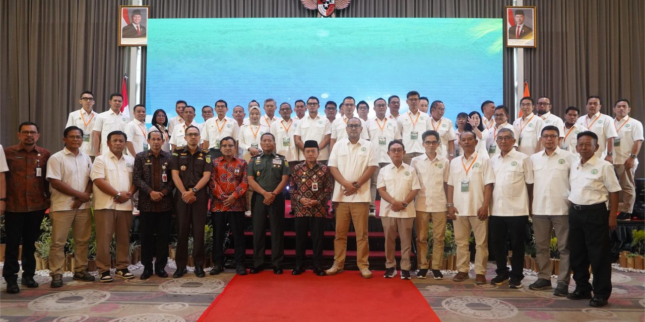 Danrem 042/Gapu Hadiri Pelantikan Pengurus GAPKI Jambi Periode 2025–2030