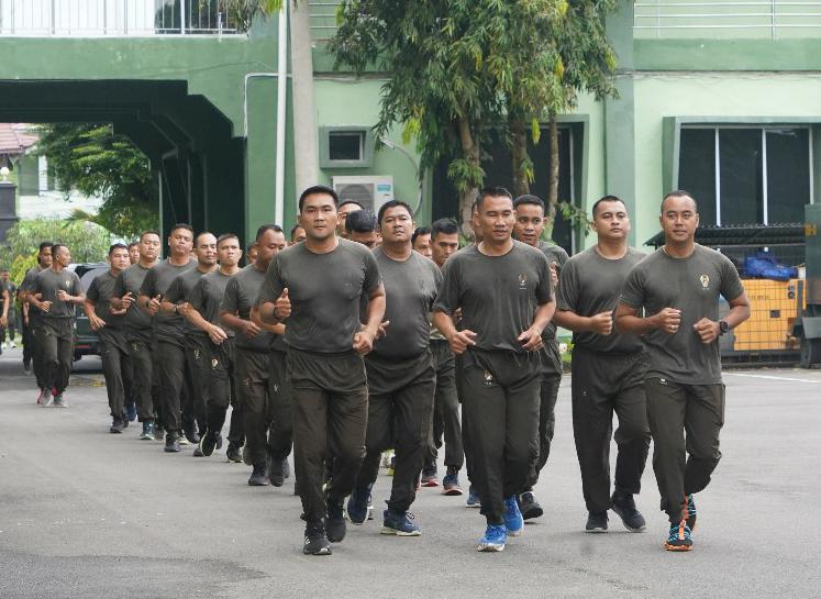 Menjaga Kebugaran dan Soliditas, Korem 042/Gapu Gelar Olahraga Bersama
