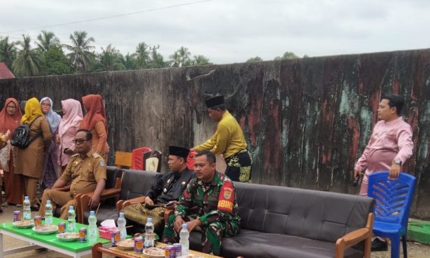 Perkuat Sinergi, Babinsa Koptu Simuslim Lakukan Komsos dengan Camat Margo Tabir di Desa Sumber Agung