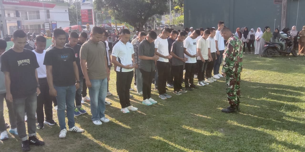 Pelepasan Calon Tamtama TNI-AD Dengan Penuh Semangat Di Koramil 07/Sungai Manau