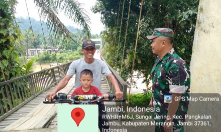 Patroli Rutin Babinsa Antisipasi Banjir dan Longsor
