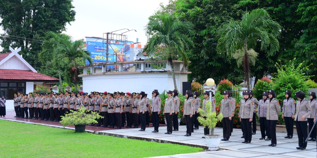 Kapolda Jambi, Pimpin Pelaksanaan Ziarah Rombongan di Taman Makam Pahlawan (TMP) Satria Bhakti Jambi