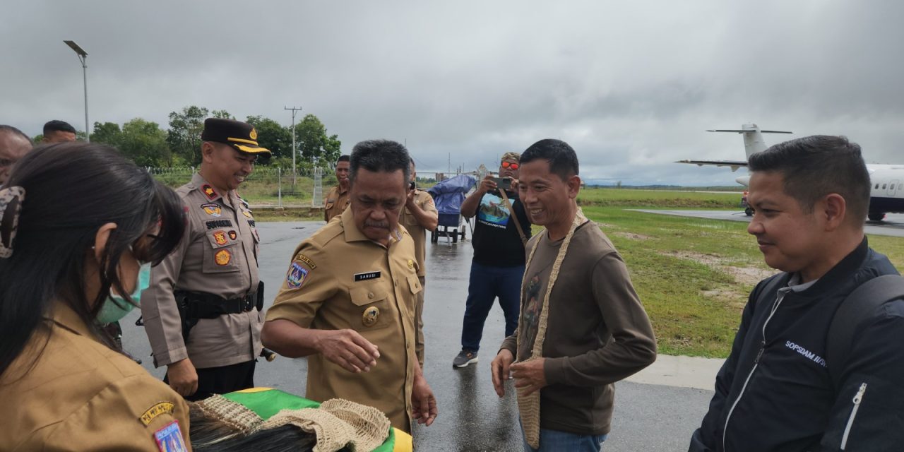 Yakinkan Moril Prajurit Satgas terpelihara, Pangdam II/Sriwijaya mengutus Staf Ahli dan Waasops Tinjau Satgas Yonif 141/AYJP