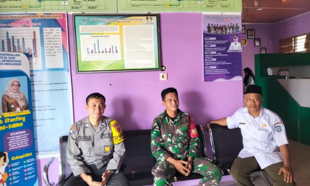 Babinsa Koramil 420-08/Tabir Tingkatkan Sinergi dengan Warga Desa Sinar Gading melalui Komsos