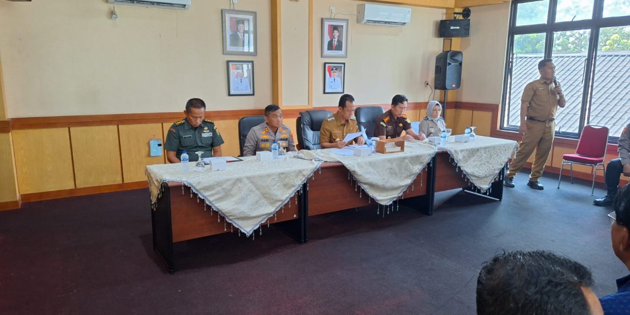 Jalan Damai di Hari Bhayangkara: Polres Muaro Jambi Fasilitasi Perdamaian PT SBP dan Suku Anak Dalam