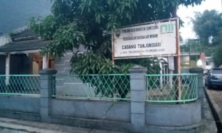 Air Bersih Dikuasai, Hukum Dibiarkan Mati: Warga Jatisari Protes Depot Air Tak Berizin