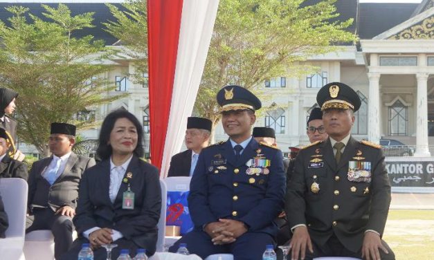 Bhayangkara dan Bhakti Negeri: Danrem 042/GAPU Hadiri Upacara di Kantor Gubernur Jambi