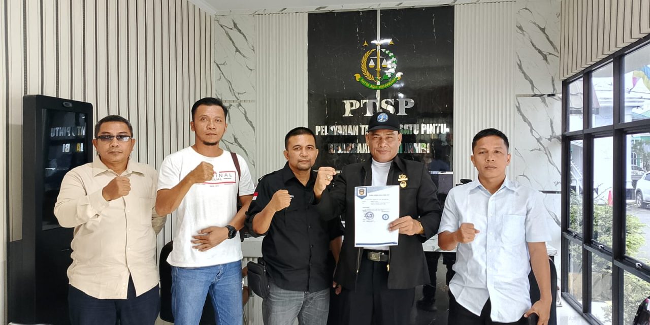 Suara AMUK, Tinta JARI, dan Sorotan MCW: 12 Nama Korupsi Bank Jambi Harus Diadili