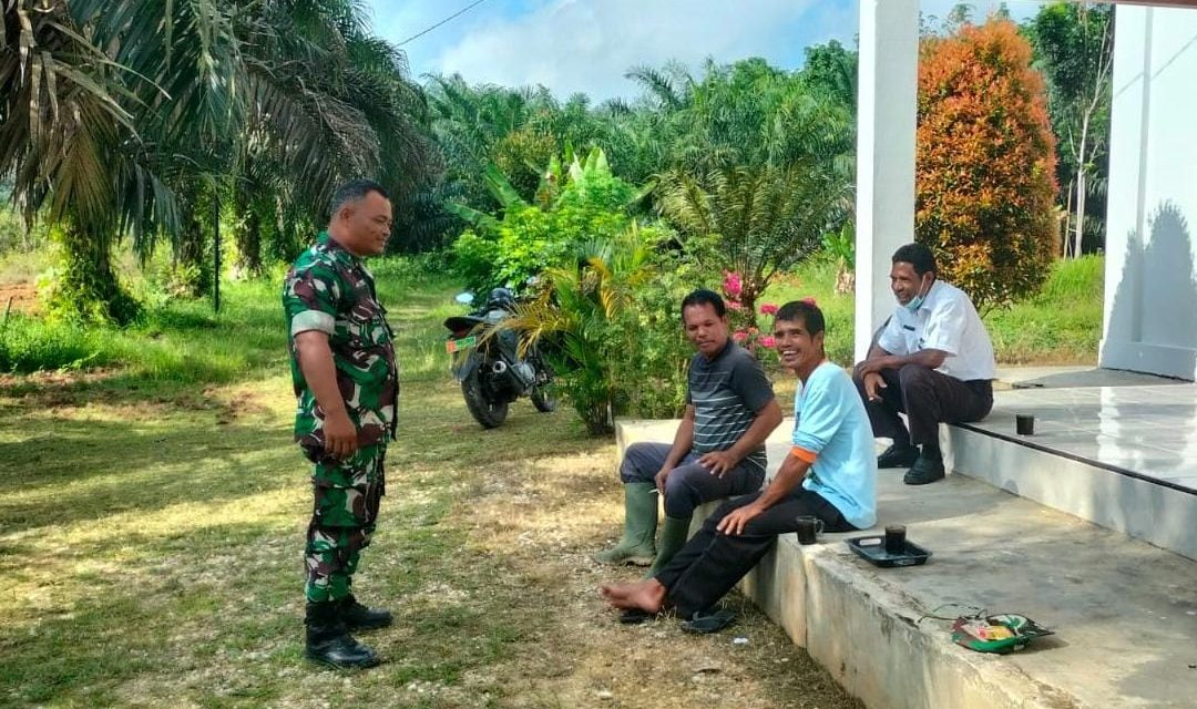 Sosialisasikan Bahaya Karhutla Kepada Warga Desa