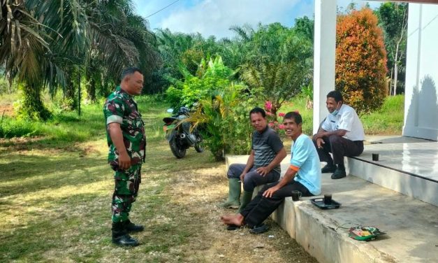 Sosialisasikan Bahaya Karhutla Kepada Warga Desa