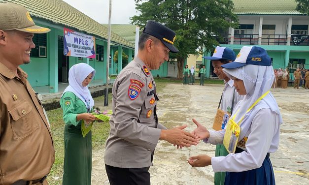 SMKN 1 Muaro Jambi Tekankan Disiplin dan Anti-Narkoba di Hari Pertama Sekolah