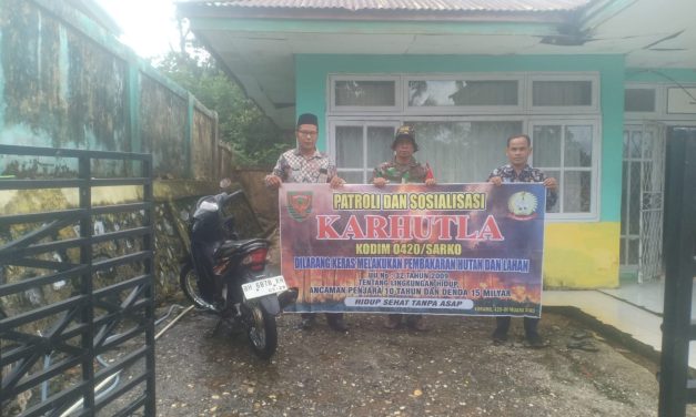 Patroli Karhutla: Babinsa dan Warga Menjaga Hijau yang Tersisa