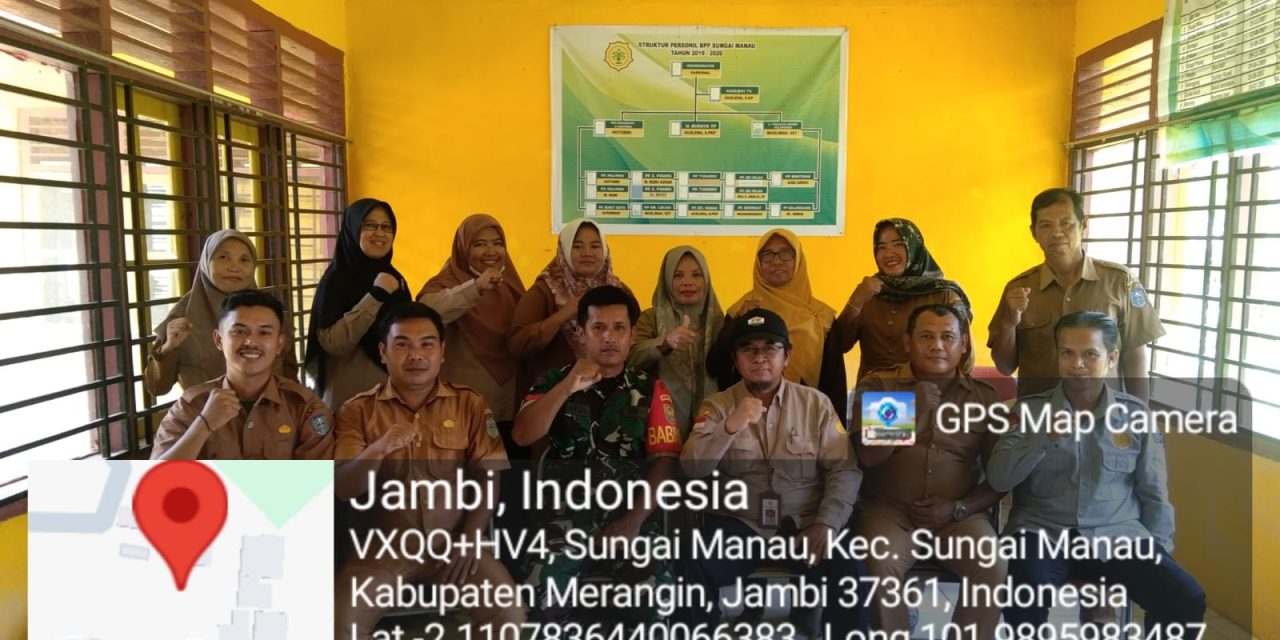 Babinsa Jaga Silaturahmi, Perkuat Sinergi dengan Aparatur Desa Tiangko