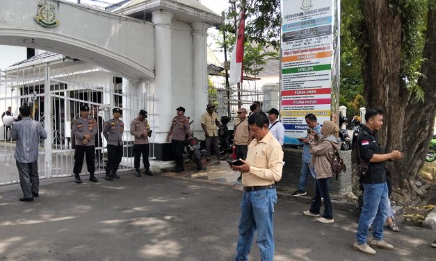 AMUK Menggugat! Bongkar Mafia Proyek Jalan di PUPR Bungo, Kejati Jangan Diam