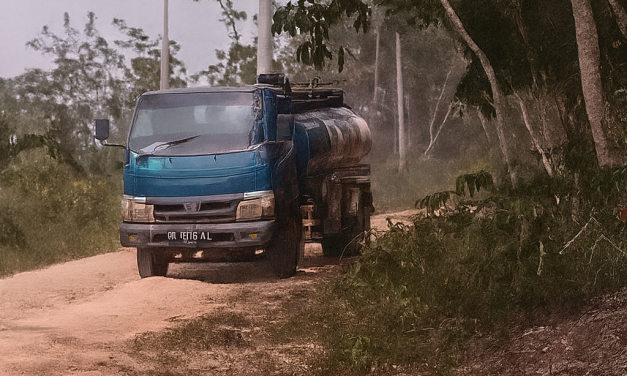 Dugaan Dapur Minyak Ilegal di Pemayung: “Romi” Disebut Warga, Benarkah Aparat Terlibat?
