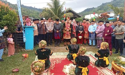 Meriah dan Penuh Makna, Dandim 0420/Sarko Diwakili Danramil Hadiri HUT Kecamatan Pangkalan Jambu Tahun 2025