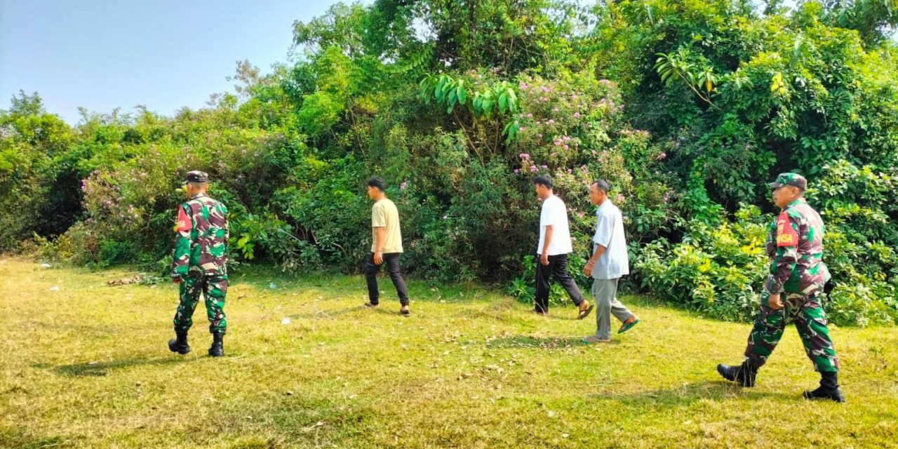 Babinsa Sigap Lakukan Patroli Karhutla di Desa Binaan