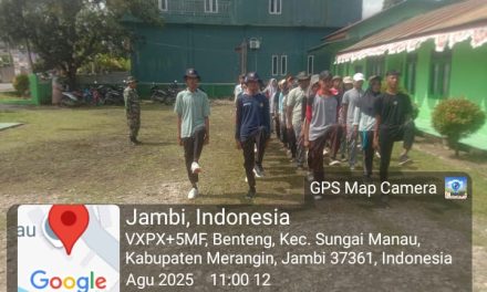 Babinsa Koramil 420-07/Sei Manau Latih Paskibraka Tanamkan Semangat Nasionalisme