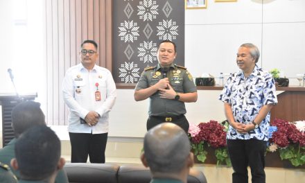 Dandim 0418/Palembang Hadiri Sesi Motivasi Prajurit Bersama Dr. Aqua Dwipayana di Kemuning