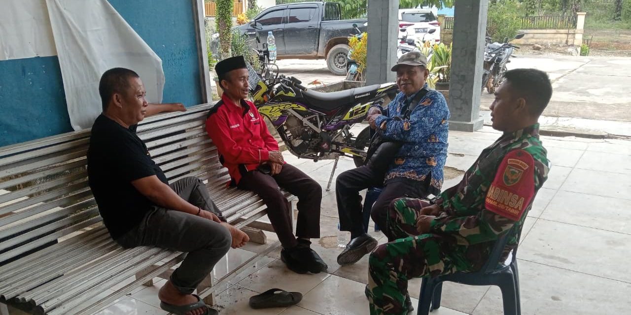 TNI dan Warga Tabir Timur Bersinergi Jaga Keamanan Desa
