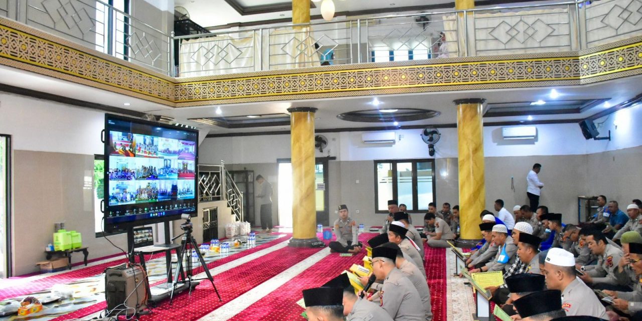 Polda Jambi Gelar Khotmil Al-Qur’an Serentak, Wakapolda: Cintai Al-Qur’an untuk Hidup Penuh Berkah