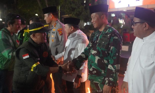 1000 Lilin untuk Persatuan: Danrem 042/Gapu Hadiri Doa Bersama Polda Jambi