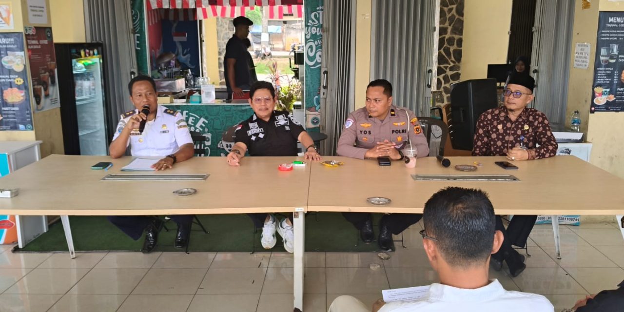 Satlantas Polresta Jambi Gelar Program “Satlantas Menyapa” di Terminal Alam Barajo
