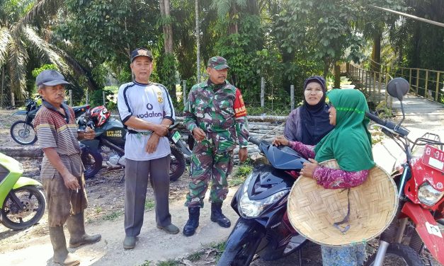 Babinsa Wujudkan Keamanan dan Kekompakan Warga Bernai Luar