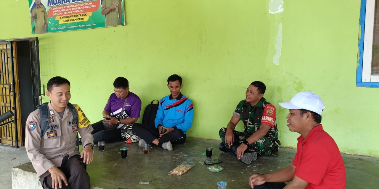 Komsos di Muara Delang: Bukti Kehangatan TNI–Polri dengan Rakyat