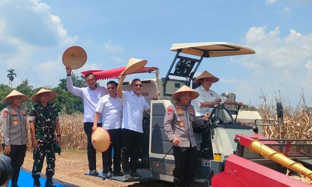 Kasdam II/Sriwijaya Hadiri Panen Raya Jagung Serentak Nasional di OKU Timur, Dukung Ketahanan Pangan Nasional