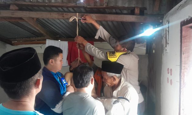 Warga Lebak Bandung Tewas Gantung Diri, Polisi Lakukan Olah TKP