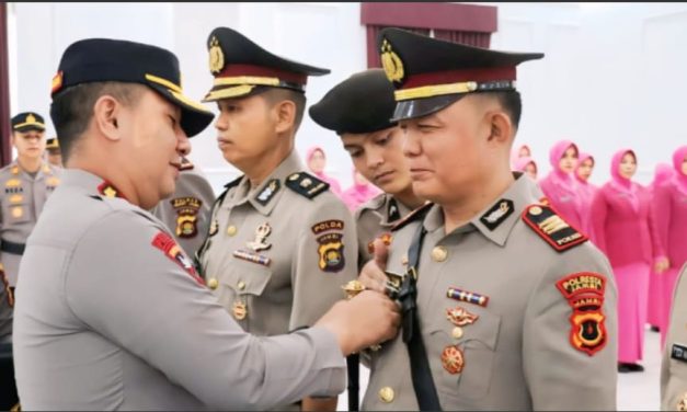 Kapolresta Jambi Pimpin Sertijab Sejumlah Pejabat Utama dan Kapolsek
