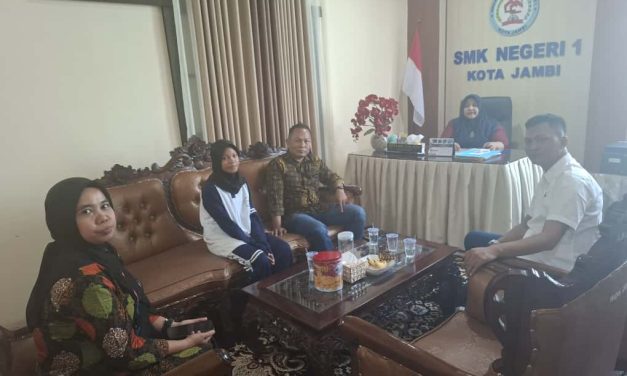 SMK 1 Kota Jambi Klarifikasi Dugaan Wajibkan Siswa Beli Laptop, Janjikan Fasilitas Laboratorium Komputer