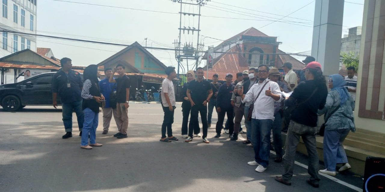 Aliansi Bersatu Desak Polda Jambi Usut Tuntas Dugaan Korupsi DAK Disdik Provinsi Jambi: “Jangan Tebang Pilih!”