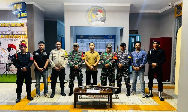 Sinergitas TNI/Polri dan Rutan Ambon dalam Razia Gabungan Wujudkan Lingkungan Aman dan Kondusif