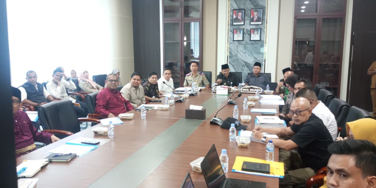 Polresta Jambi Dukung Penuh Proyek Drainase Sungai Asam, Kabag Logistik Hadiri Rapat Percepatan Pengadaan Tanah