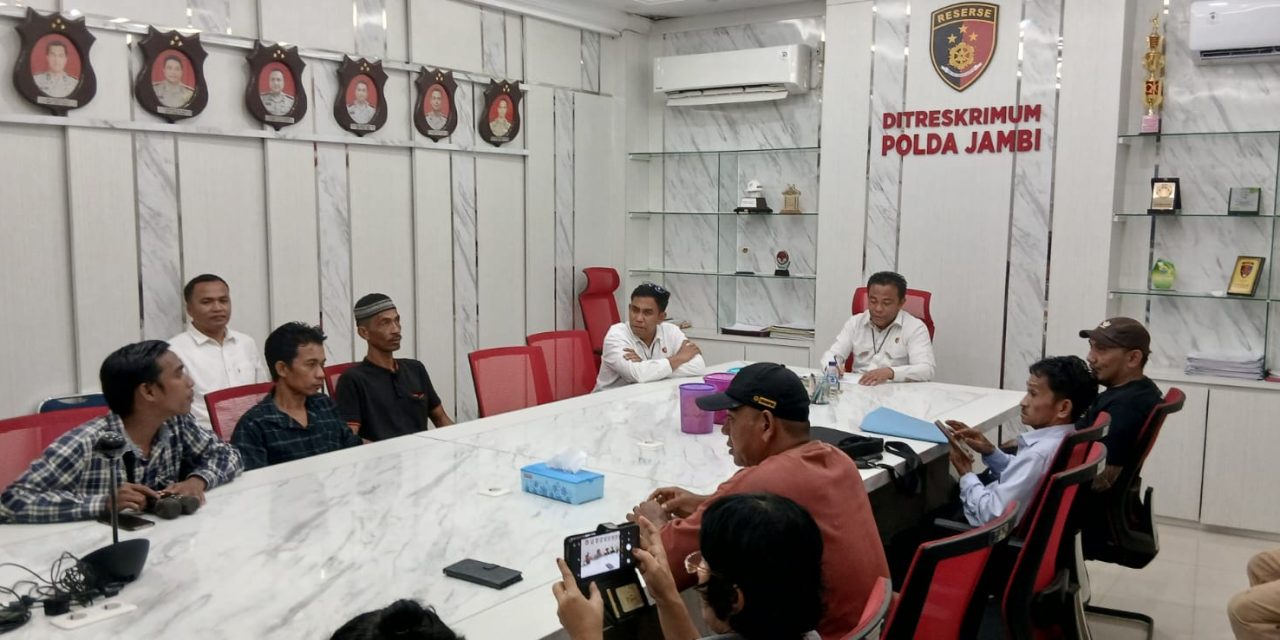 Masyarakat Desa Tarikan Gelar Aksi Damai di Polda Jambi: Dukung Penuh Proses Hukum Dugaan Pungli, Perintangan, dan Penggelapan Berkedok Portal